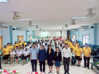 10. ปฐมนิเทศและมอบประกาศนียบัตร