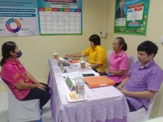 2. สัมภาษณ์พนักงานบริการ
