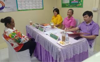 4. สัมภาษณ์พนักงานบริการ